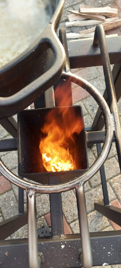 Steel Rocket Stove Station